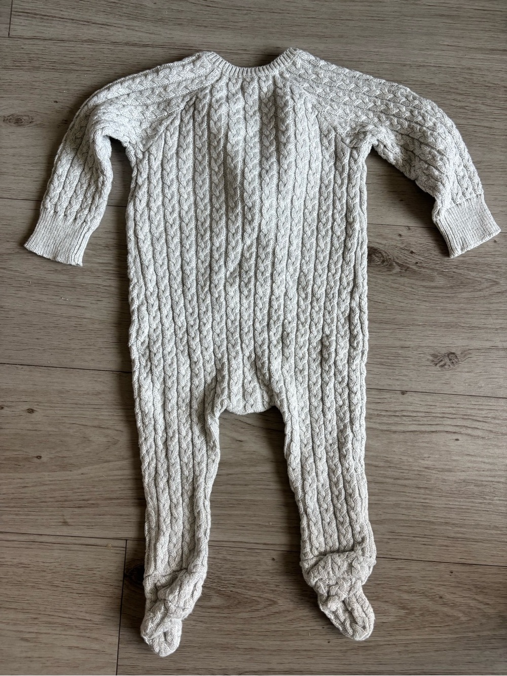 Hope & Henry cable knit sweater romper size 0-3 months - Picture 4 of 4